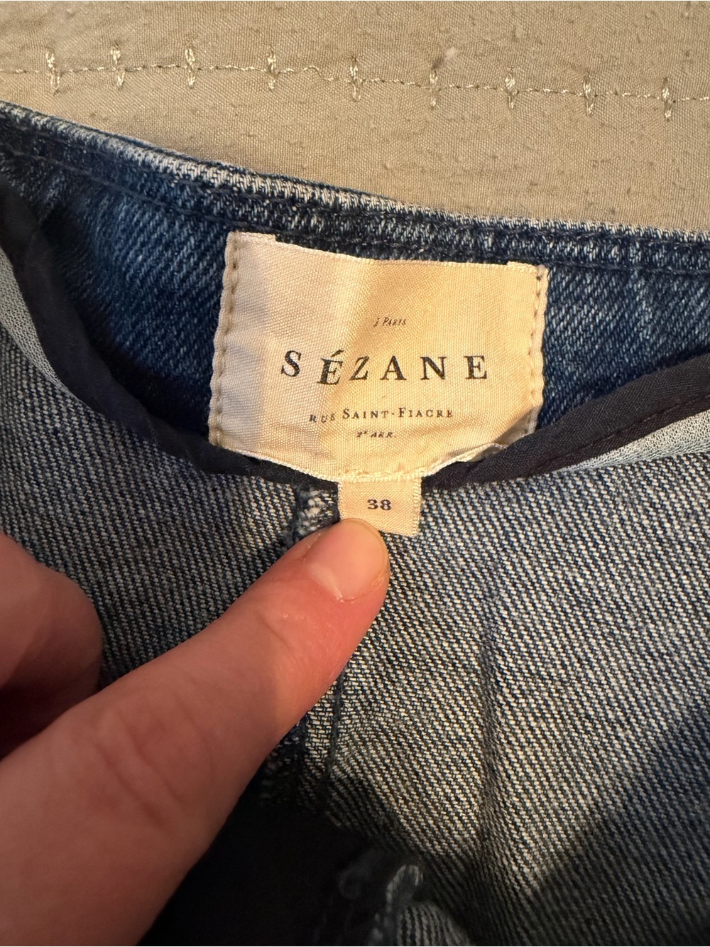 Sezane Rome Shorts - Picture 2 of 3